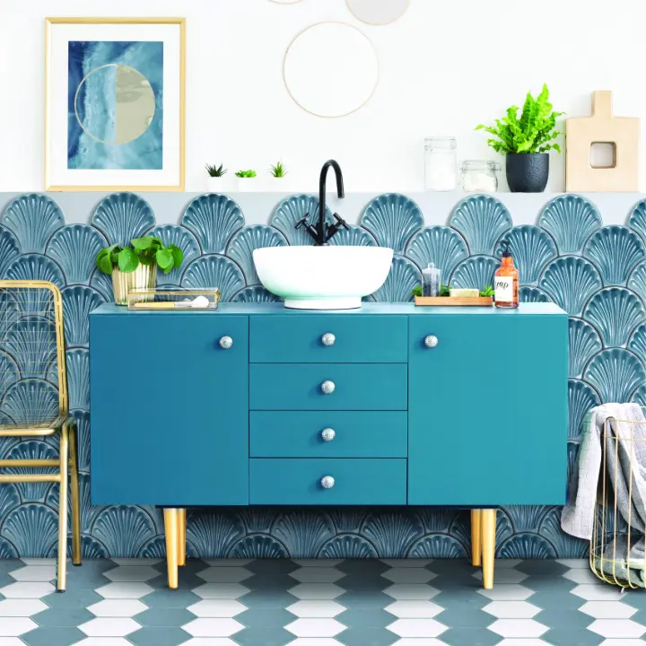 Atelier Wave Blue, Atelier Hex Blue and Bianco (Floor)