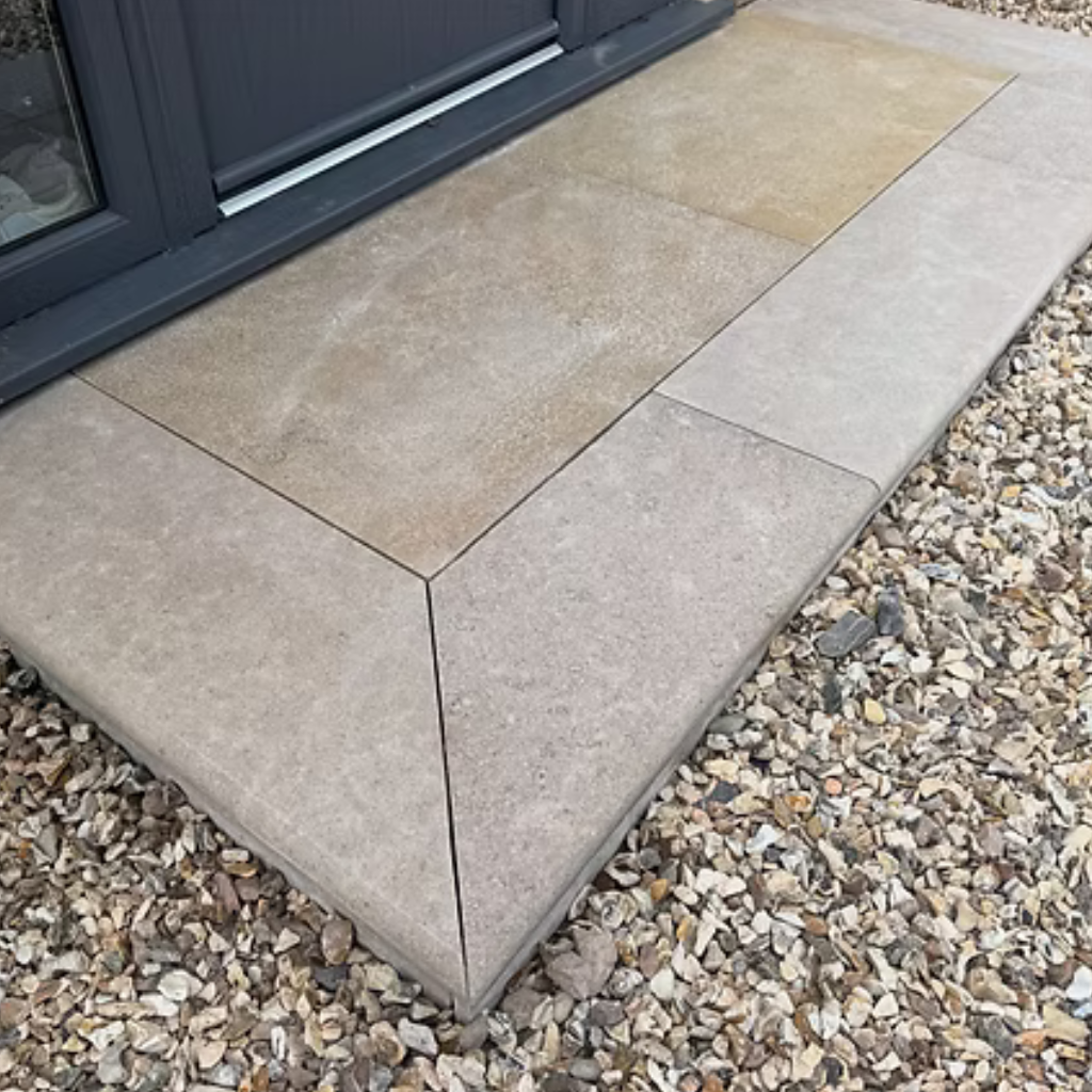 Sinai Pearl Egyptian Limestone Beige 900 × 300 × 40mm Single Bullnose Step
