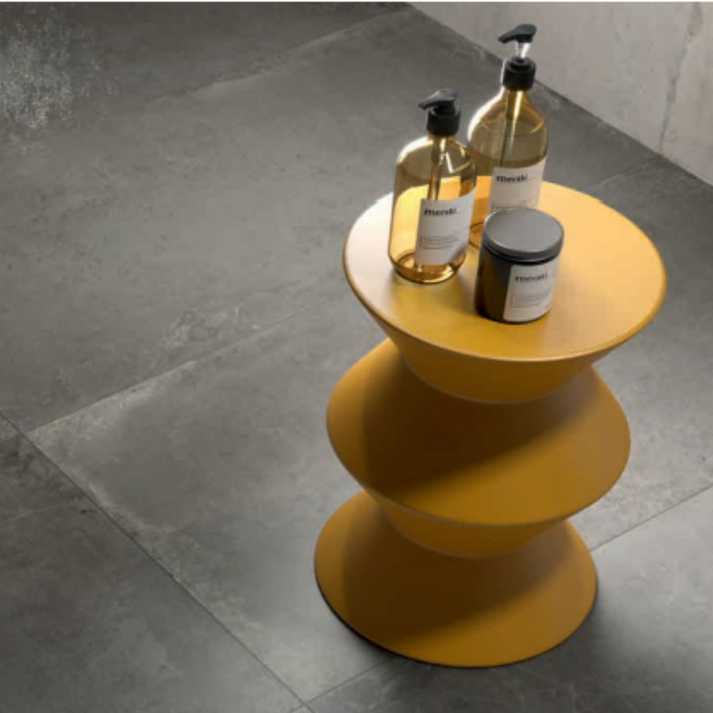 Vetro Dark Outdoor Porcelain