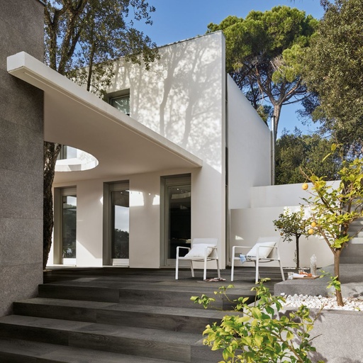 Heartwood Cordia Outdoor Porcelain